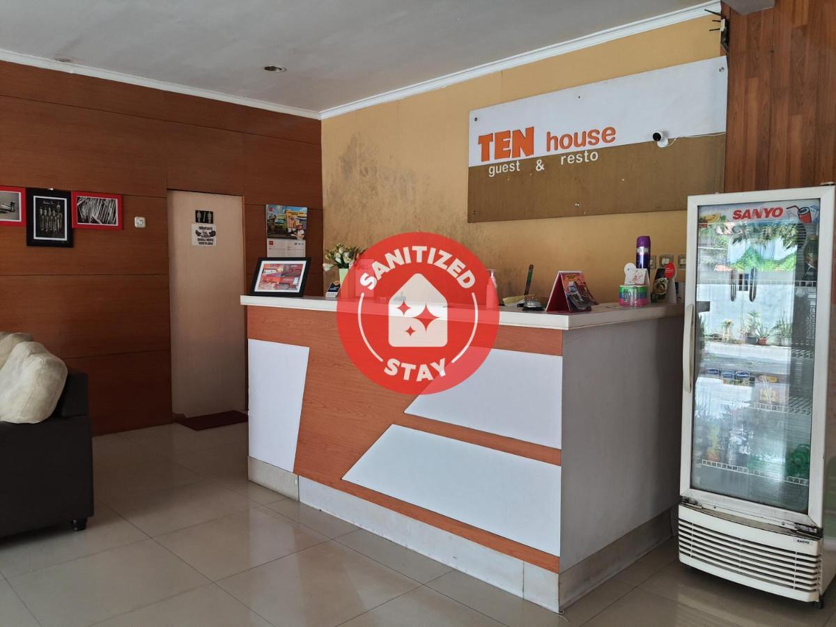 Oyo 3341 Ten Guest House Bandung Exteriör bild